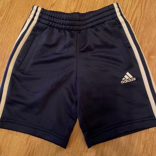 アディダス(adidas)のadidas ハーフパンツ(パンツ/スパッツ)