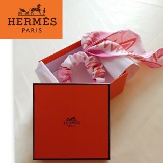 未使用品◎正規品 フランス製 HERMES エルメス クラウディア シルク100％ シュシュ ヘアアクセサリー マルチ 総柄 箱・タグ付き 21年購入