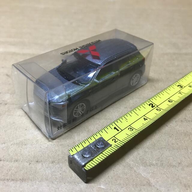 三菱(ミツビシ)の三菱　RVR 非売品　ミニカー  シルバーメタリック エンタメ/ホビーのおもちゃ/ぬいぐるみ(ミニカー)の商品写真