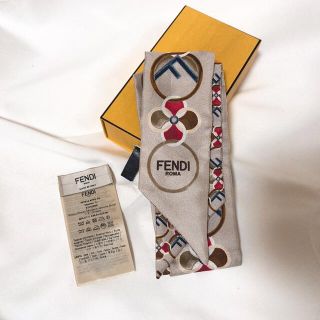 フェンディ(FENDI)の【新品未使用】フェンディ　FENDI ラッピー　ツイリー　ベージュ(バンダナ/スカーフ)