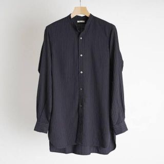 コモリ(COMOLI)のHEUGN Robモデル 22ss(シャツ)