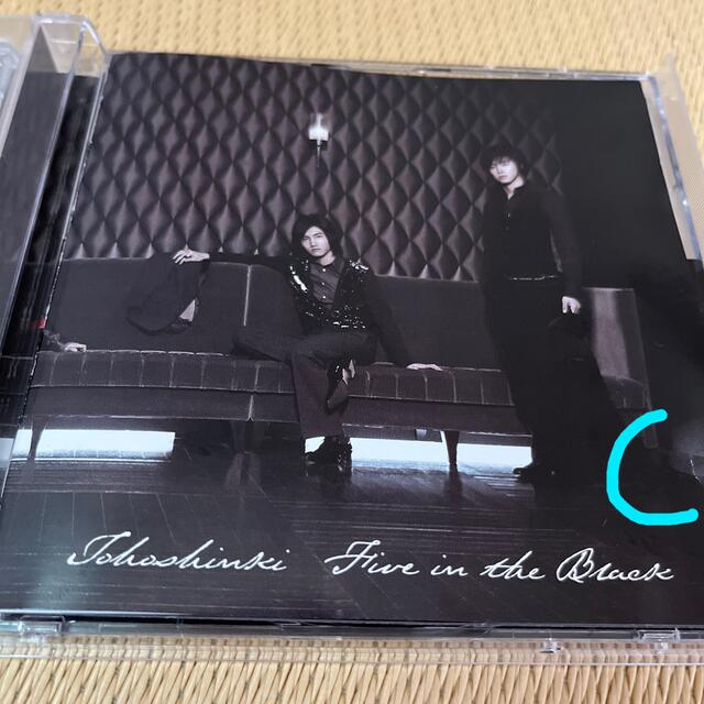 東方神起(トウホウシンキ)のFive in the Black エンタメ/ホビーのCD(ポップス/ロック(邦楽))の商品写真