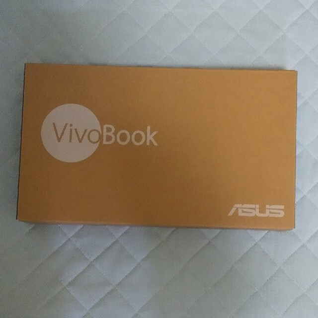 ASUSノートパソコン VivoBook R207