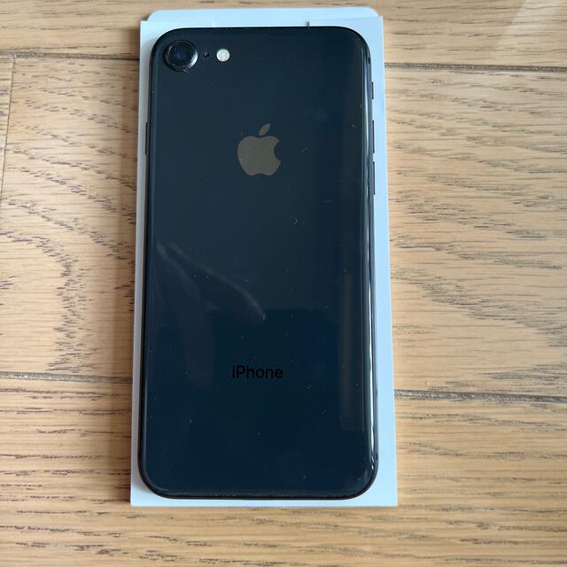 iPhone 8 Space Gray 64 GB au SIMロック解除済 - スマートフォン本体