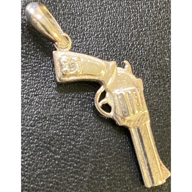 シルバー925 大粒CZダイヤ 拳銃型 ペンダントトップ ネックレス