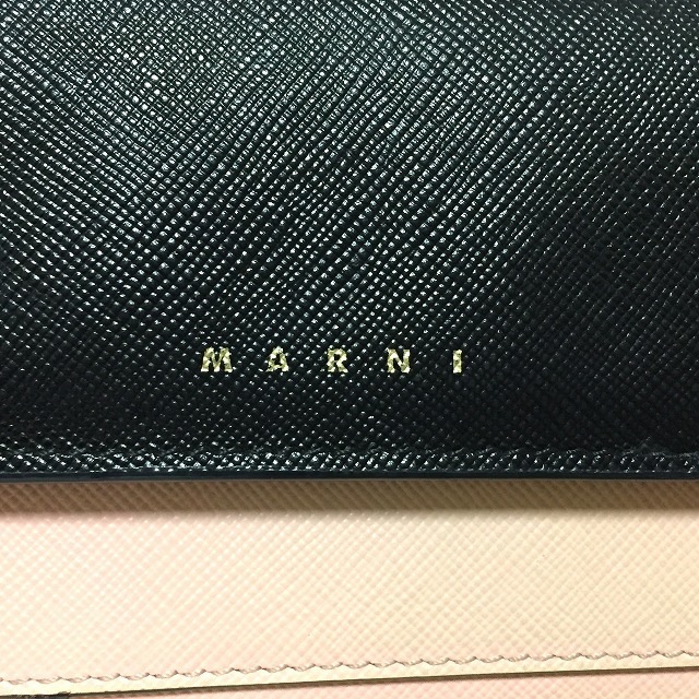 Marni(マルニ)のマルニ 長財布 - ライトピンク×黒 レザー レディースのファッション小物(財布)の商品写真