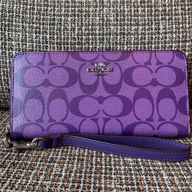 COACH - 4452 コーチ 長財布 パープルシグネチャーの通販 by あー ...