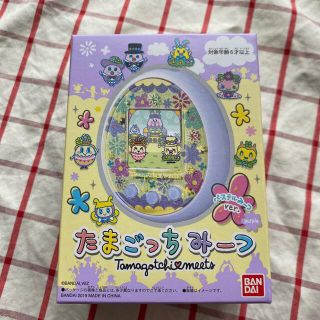 バンダイ(BANDAI)のたまごっち　みーつ　パステルみーつver. (携帯用ゲーム機本体)