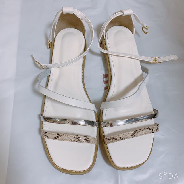 マルチストラップフラットサンダル レディースの靴/シューズ(サンダル)の商品写真