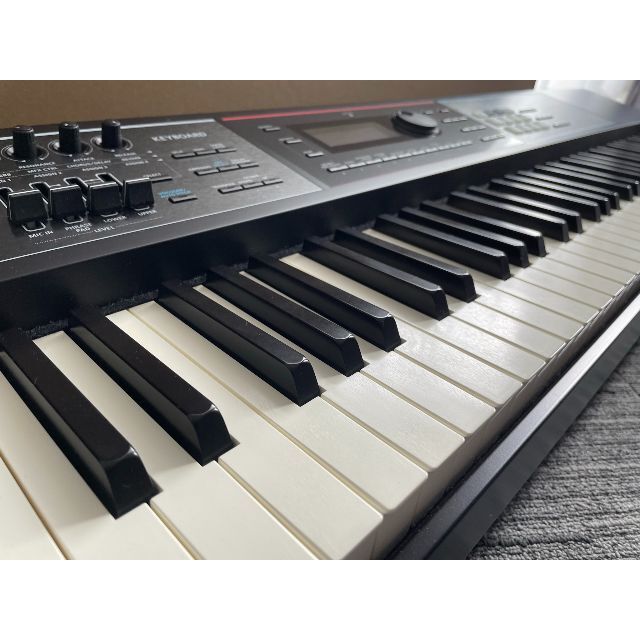 Roland(ローランド)のROLAND JUNO-DS88 シンセサイザー（中古品）【送料無料】 楽器の鍵盤楽器(キーボード/シンセサイザー)の商品写真