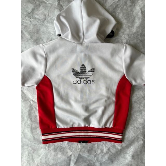 adidas(アディダス)の【美品】adidas アディダス　半袖　パーカー　130 キッズ/ベビー/マタニティのキッズ服男の子用(90cm~)(ジャケット/上着)の商品写真