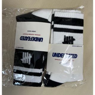 アンディフィーテッド(UNDEFEATED)のundefeated ソックス　2足セット　黒　白(ソックス)