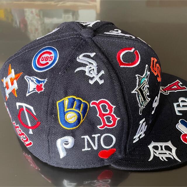 Supreme(シュプリーム)のSupreme MLB New Era Cap 7 5/8 navy メンズの帽子(キャップ)の商品写真