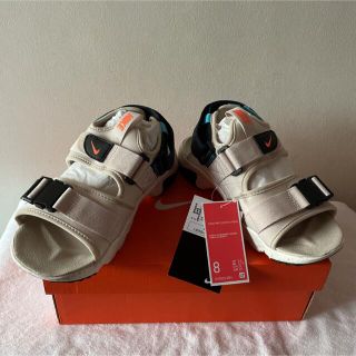 ナイキ(NIKE)の25㎝　新品WMNS NIKE CANYON SANDAL キャニオン　サンダル(サンダル)