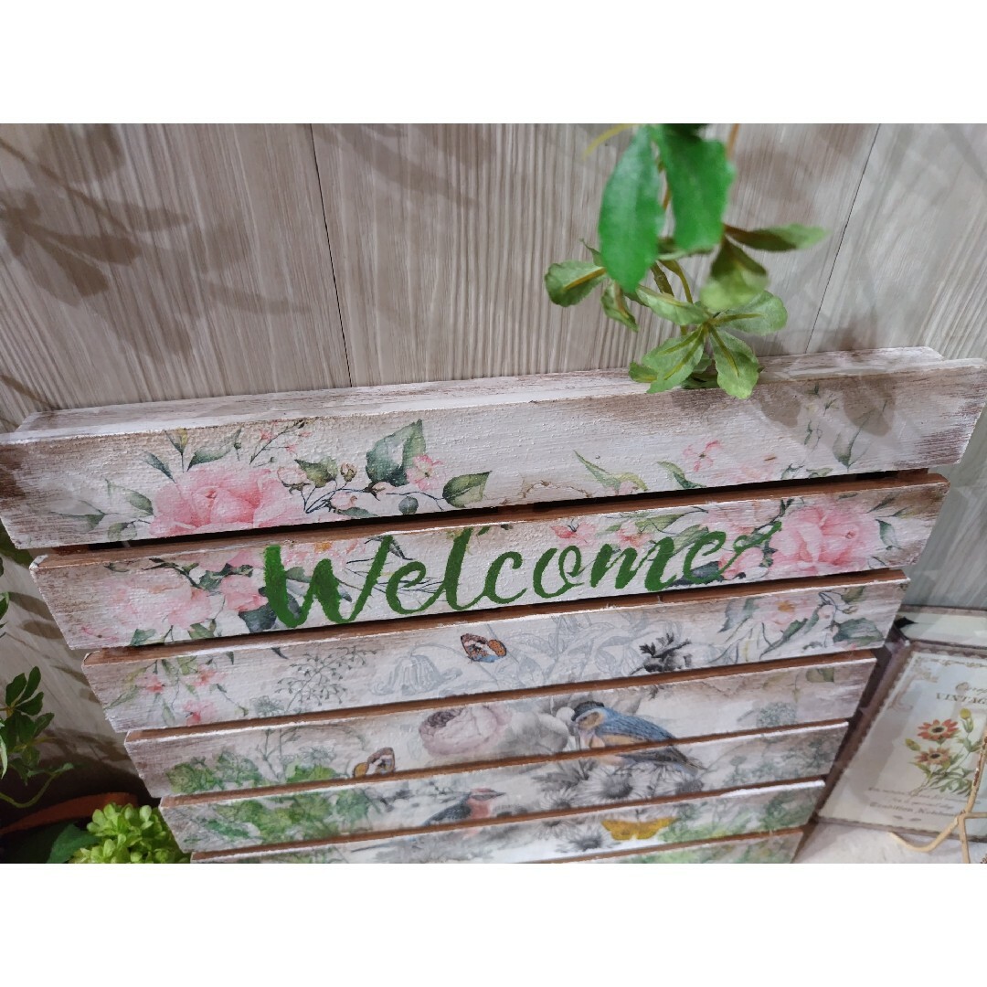 ガーデンデザインボード　小鳥と蝶とバラとwelcome ハンドメイドのインテリア/家具(インテリア雑貨)の商品写真