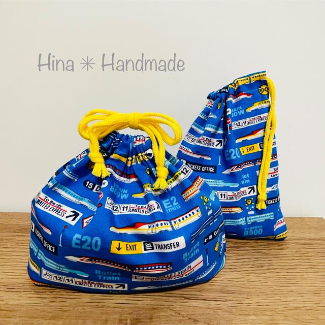 17.電車柄＊お弁当袋&コップ袋セット　handmade キッズ/ベビー/マタニティのこども用バッグ(ランチボックス巾着)の商品写真