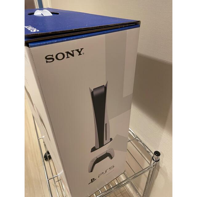 SONY(ソニー)のPS5 プレーステーション5新品未使用　未開封‼︎  エンタメ/ホビーのゲームソフト/ゲーム機本体(家庭用ゲームソフト)の商品写真