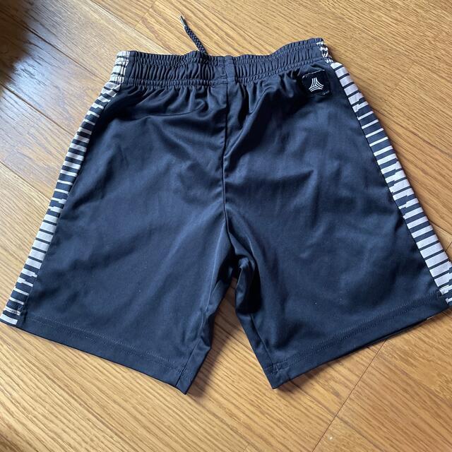 adidas(アディダス)のadidas ハーフパンツ キッズ/ベビー/マタニティのキッズ服男の子用(90cm~)(パンツ/スパッツ)の商品写真