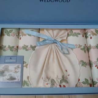 ウェッジウッド(WEDGWOOD)のウェッジウッド　ワイルドストロベリー　ドイリー＆ティーマット(テーブル用品)