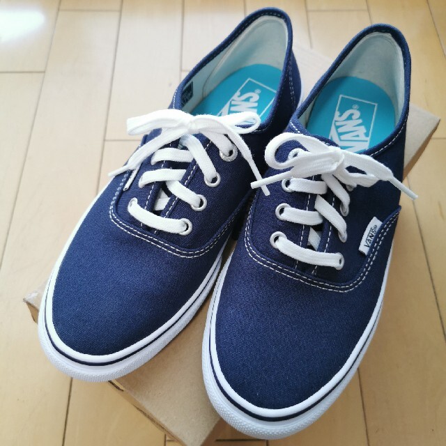 VANS - 【正規品 美品】VANS スニーカーの通販 by cocco_shop ...