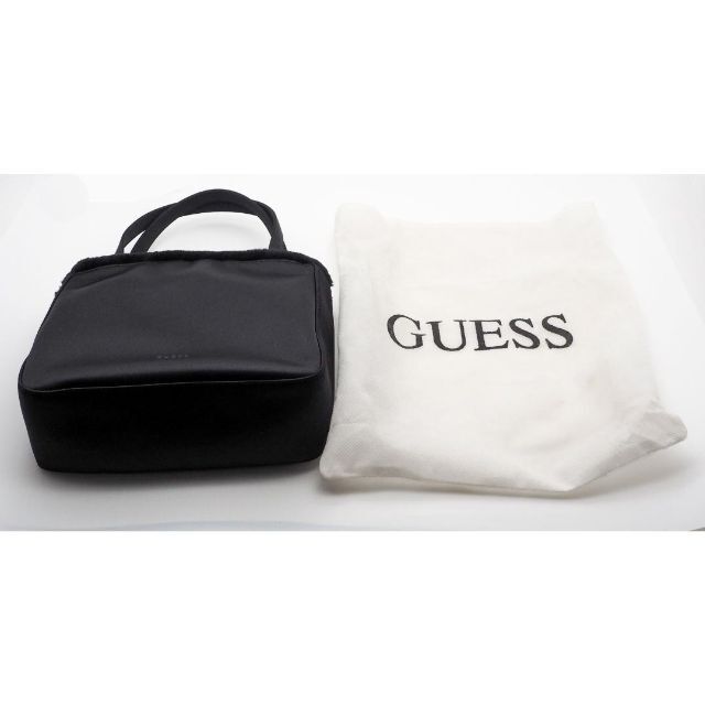 GUESS(ゲス)の《希少》GUESS バッグ ブラック シルク風 ファー ハンドバッグ ドレス レディースのバッグ(ハンドバッグ)の商品写真