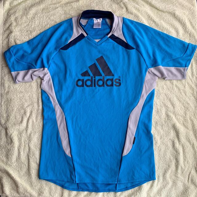 adidas(アディダス)のadidas アディダス　スポーツ　ロゴ　Tシャツ　サッカー　水色xグレー スポーツ/アウトドアのサッカー/フットサル(ウェア)の商品写真