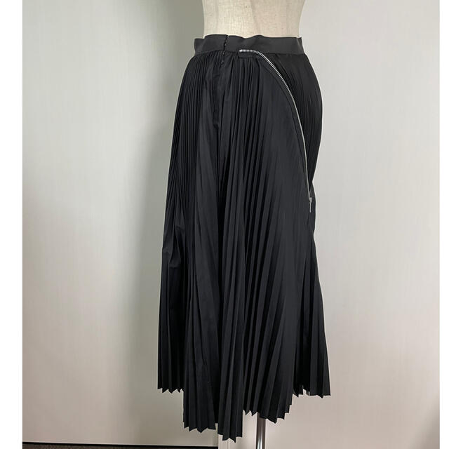 sacai(サカイ)の【最終値下】⭐︎sacai⭐︎サカイ⭐︎プリーツスカート レディースのスカート(ロングスカート)の商品写真