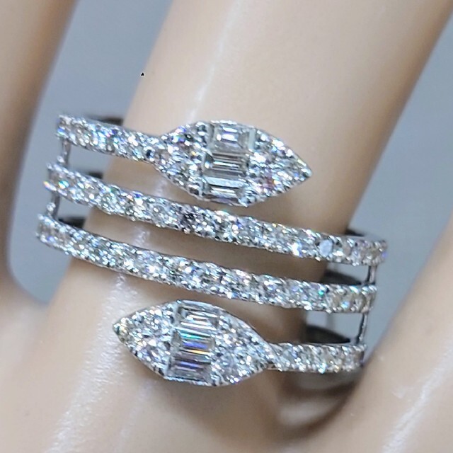 K18WGダイヤファッションリング レディースのアクセサリー(リング(指輪))の商品写真