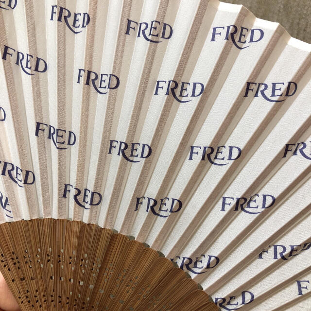 FRED(フレッド)のフレッド　ノベルティ　扇子 レディースのファッション小物(その他)の商品写真