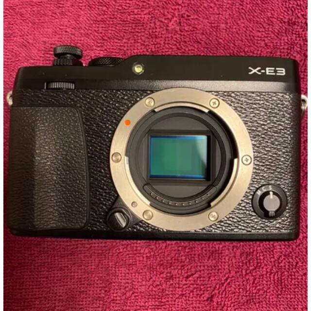 富士フイルム(フジフイルム)の富士フイルム　X-E3ボディ＋レンズセット スマホ/家電/カメラのカメラ(ミラーレス一眼)の商品写真