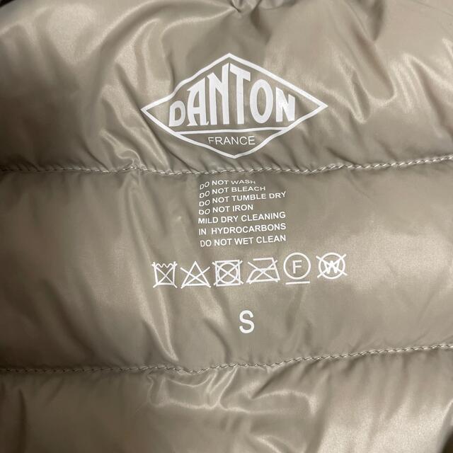 DANTON(ダントン)のDANTON ダントン　クルーネック　インナー　ダウンジャケット　Sサイズ メンズのジャケット/アウター(ダウンジャケット)の商品写真