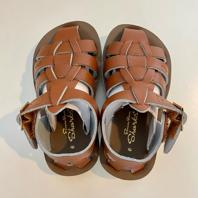 こどもビームス(コドモビームス)のsalt water sandals◆レザーサンダル◆シャーク◆新品未使用 キッズ/ベビー/マタニティのベビー靴/シューズ(~14cm)(サンダル)の商品写真