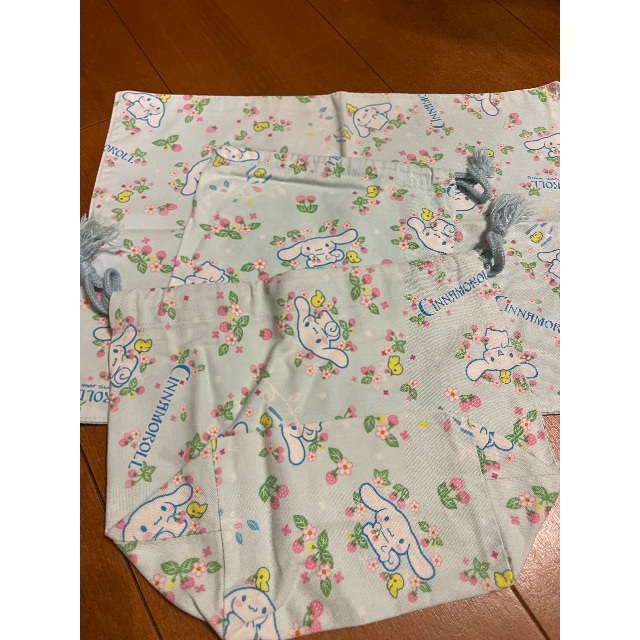 弁当入れ３点セット キッズ/ベビー/マタニティのキッズ服女の子用(90cm~)(その他)の商品写真