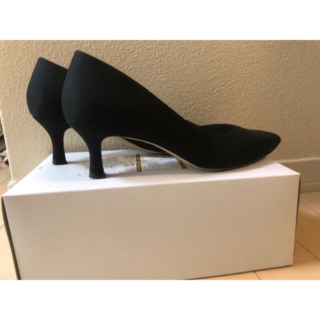 5.5㎝ Vカットパンプス