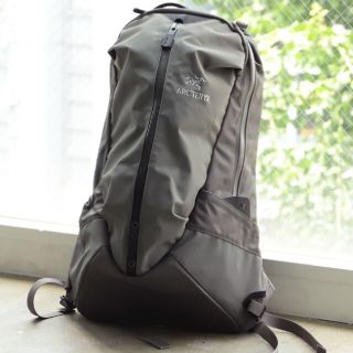 アークテリクス(ARC'TERYX)の【新品❗】ARC’TERYX × BEAMS　別注 Arro 22(バッグパック/リュック)