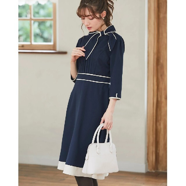 tocco(トッコ)のトッコクローゼット♥ボウタイリボンワンピース(専用) レディースのワンピース(ひざ丈ワンピース)の商品写真