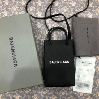 バレンシアガ ミニバッグの通販 200点以上 | Balenciagaを買うならラクマ