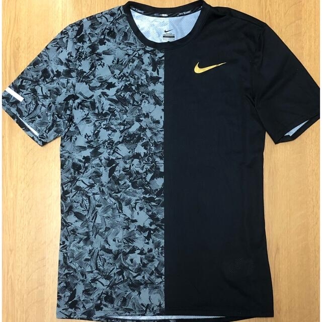 NIKE - NIKE Tシャツの通販 by NII ナイキならラクマ 【未使用品