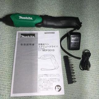 マキタ(Makita)のマキタ　3.8v充電式　ペンスクリュードライバー(工具/メンテナンス)