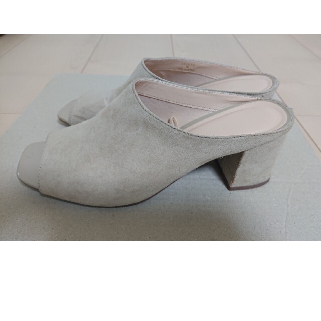 GU(ジーユー)のGU サンダル ベージュ レディースの靴/シューズ(サンダル)の商品写真