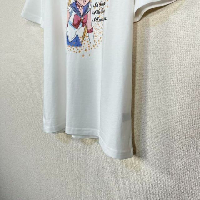 GU(ジーユー)の【コラボ・新品未使用】ジーユー×セーラームーン　Tシャツ　25周年　月野うさぎ レディースのトップス(Tシャツ(半袖/袖なし))の商品写真