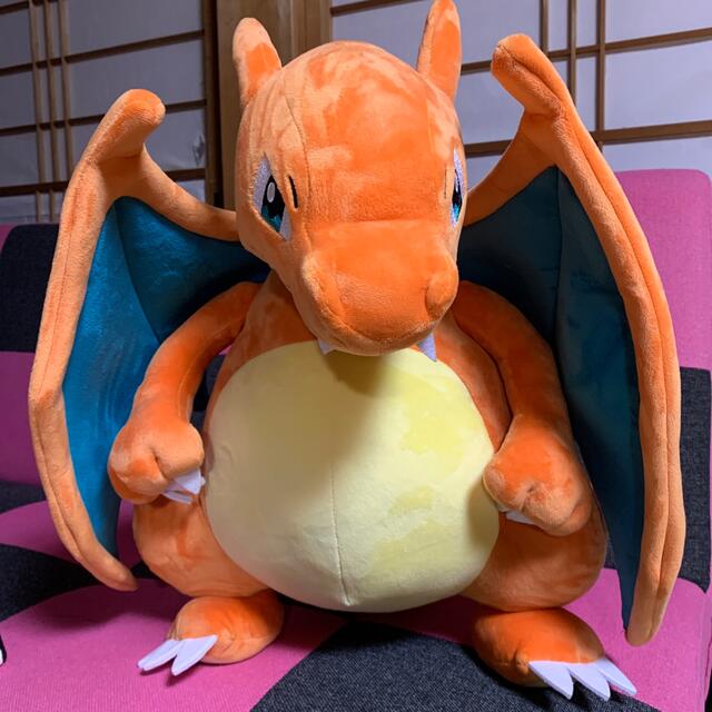 ポケモン(ポケモン)のリザードン特大ぬいぐるみ エンタメ/ホビーのおもちゃ/ぬいぐるみ(ぬいぐるみ)の商品写真