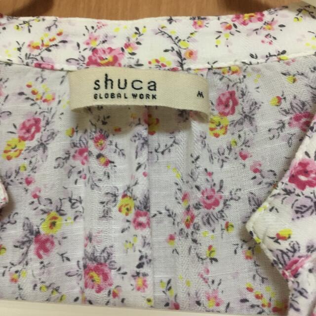 shuca(シュカ)のshuca　花柄ワンピース レディースのワンピース(ひざ丈ワンピース)の商品写真