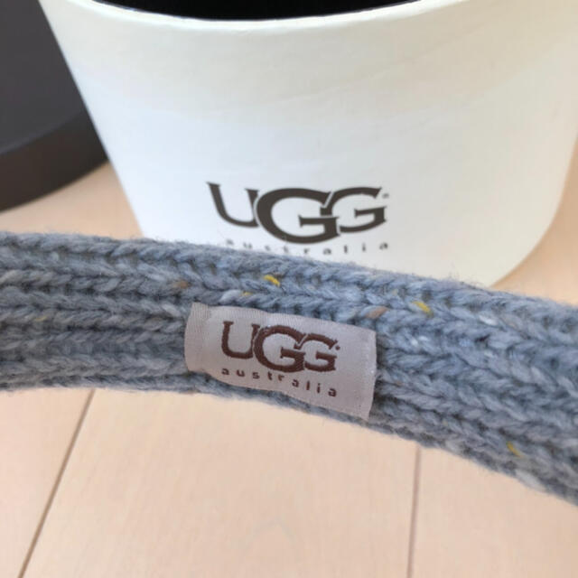 UGG(アグ)のUGG/アグ　イヤホンつきイヤーマフ スマホ/家電/カメラのオーディオ機器(ヘッドフォン/イヤフォン)の商品写真