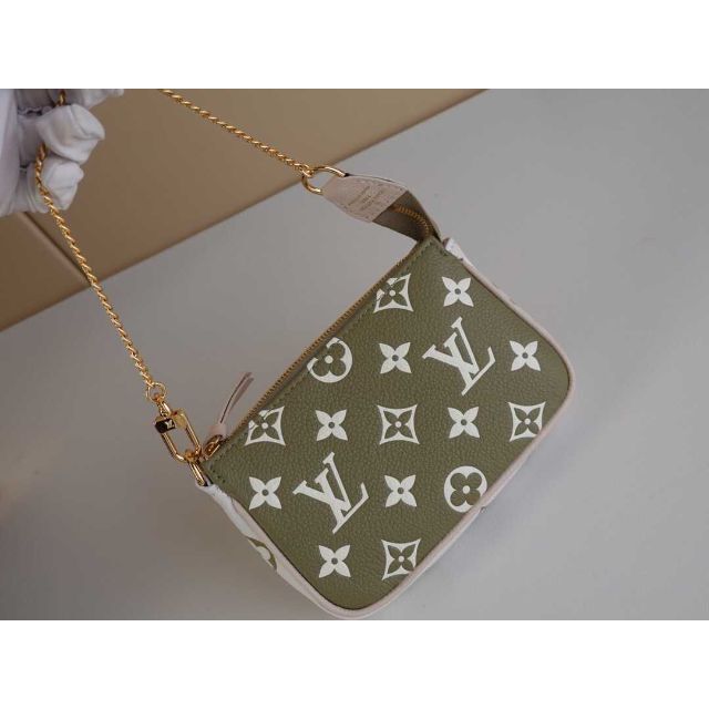 逆輸入 LOUIS VUITTON - 新作 美品 ルイヴィトン ミニポシェット 完売