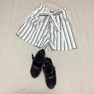 ザラ(ZARA)のZARA ザラ ショートパンツ ストライプ 前リボン^^☆(ショートパンツ)