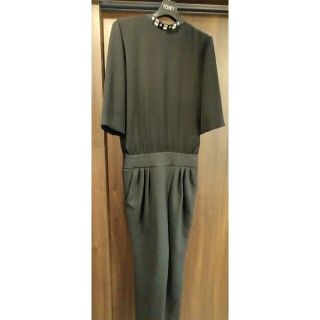 バーニーズニューヨーク(BARNEYS NEW YORK)のyokochan ヨーコチャン ビジュー付 オールインワン  SIZE40(オールインワン)