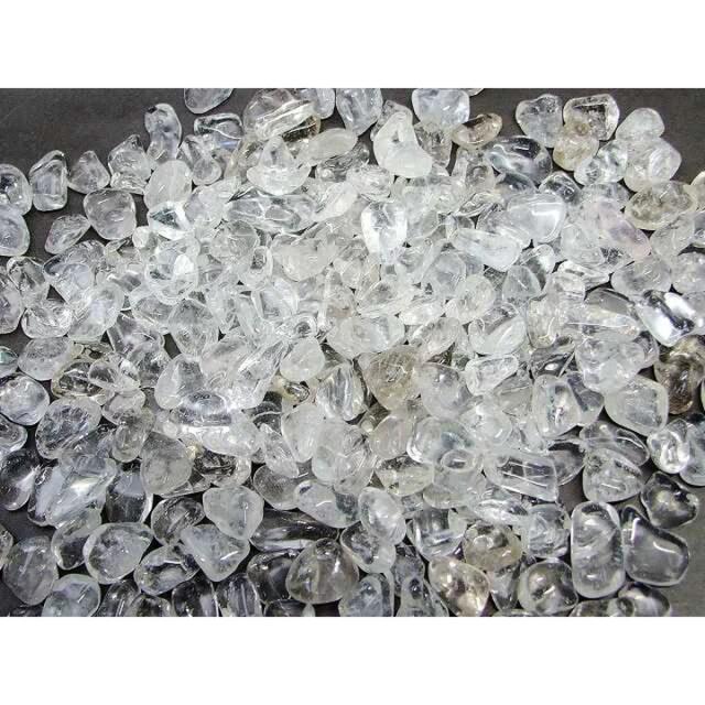 さざれ石水晶浄化石 ハンドメイドの素材/材料(その他)の商品写真