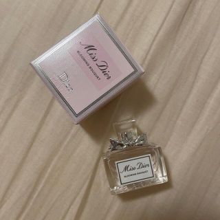 クリスチャンディオール(Christian Dior)のDior 香水　ブルーミングブーケ　試供品(サンプル/トライアルキット)