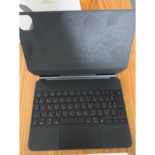 アップル(Apple)のMagic keyboard マジックキーボード　11インチ(iPadケース)